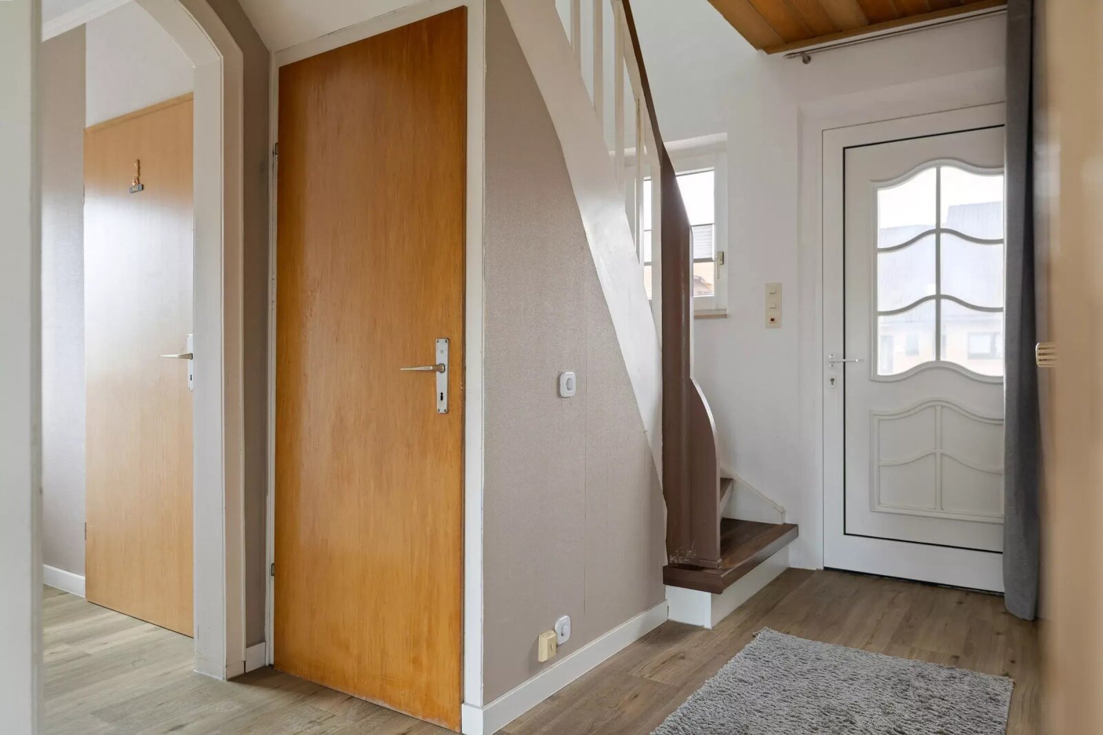 Provisionsfrei! Freistehendes Wohnen mit viele Möglichkeiten in Schöninghsdorf!